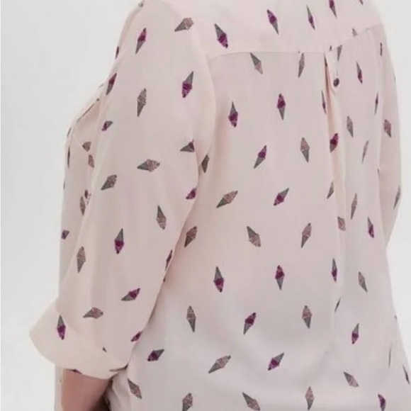 Torrid Harper Georgette Blouse Sz 3 Top Ice Cream 3/4 Roll Tab Sleeve Pink - Picture 2 of 10